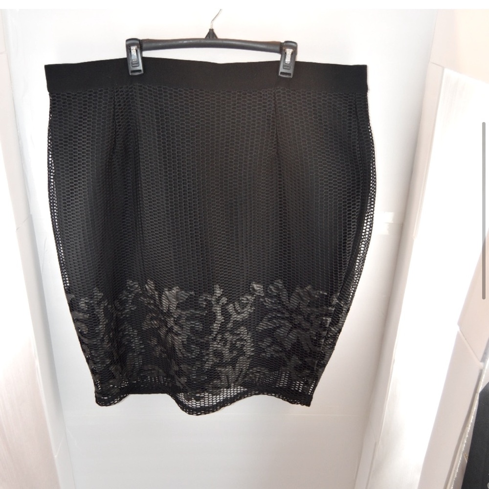 Plus Size City Chic Pencil Skirt 24W